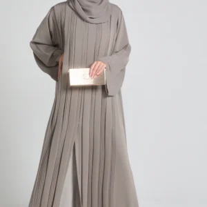 are you ready for a cute one scoop order with guaranteed 20+ items plus one free gift? (green colour)